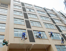 外墻清洗公司那么多、如何選擇一家靠譜的保潔公司呢?