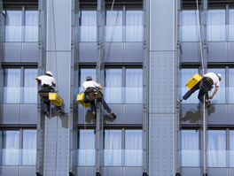 外墻清洗的意義及外墻涂料翻新原因是什么?