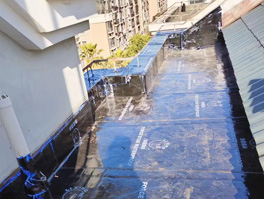 平屋頂做了SBS卷材防水，還是漏水嚴重，是什么原因？怎么修？